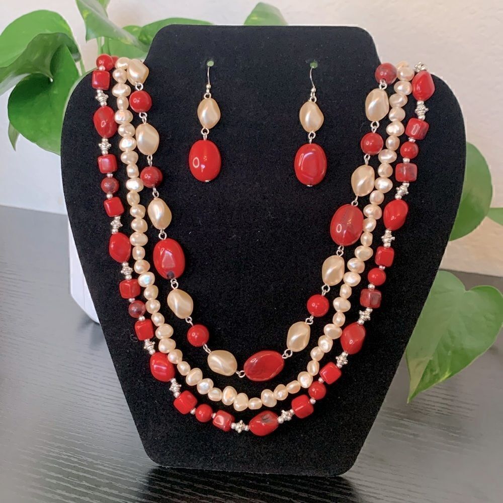 Vintage Style 3-Tier Beaded Necklace and Dangle Earrings Set